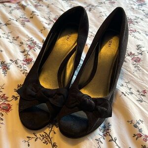 Size 9 a Fioni Black Felt Wedged Heels